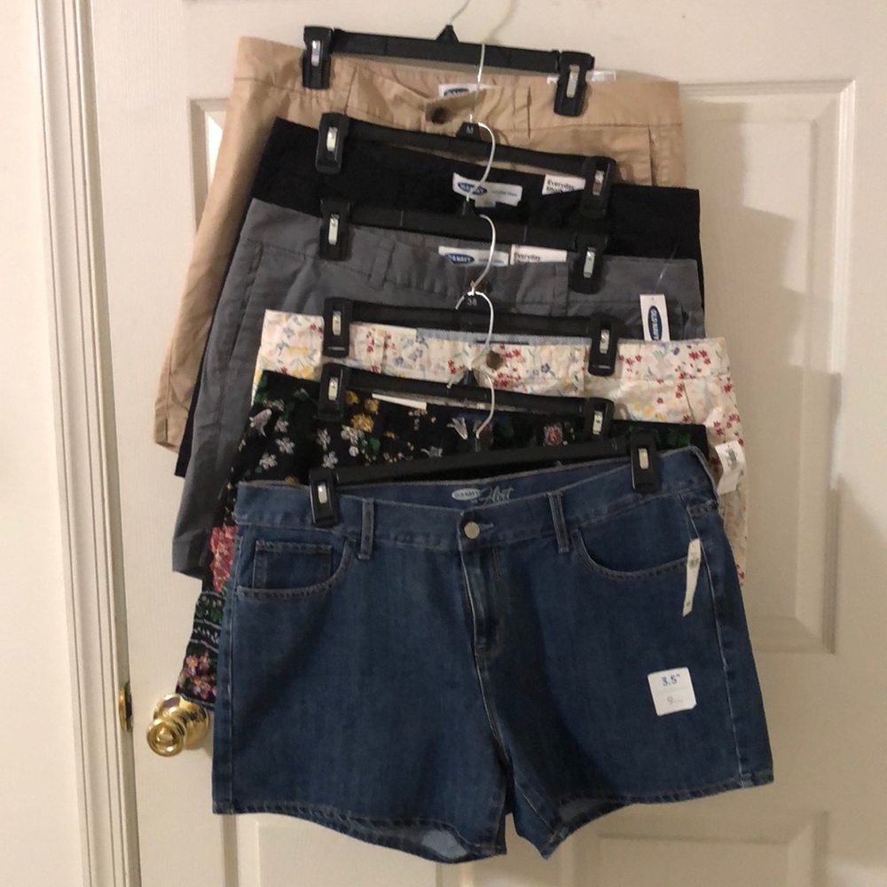 Old Navy shorts- 7 pair NWT